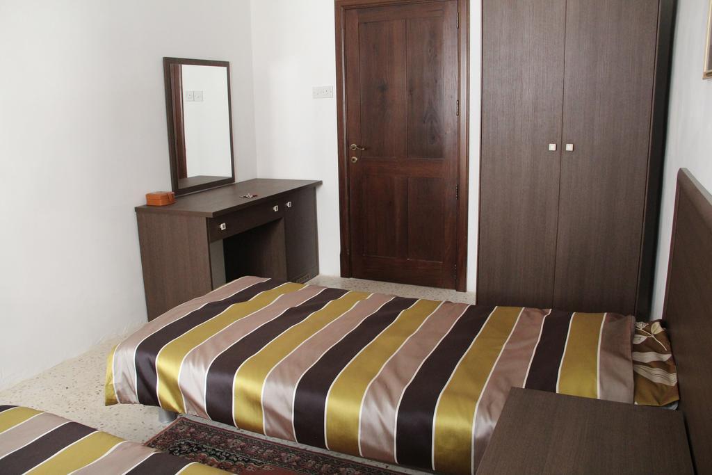 Merhba Apt 3 Marsalforn الغرفة الصورة