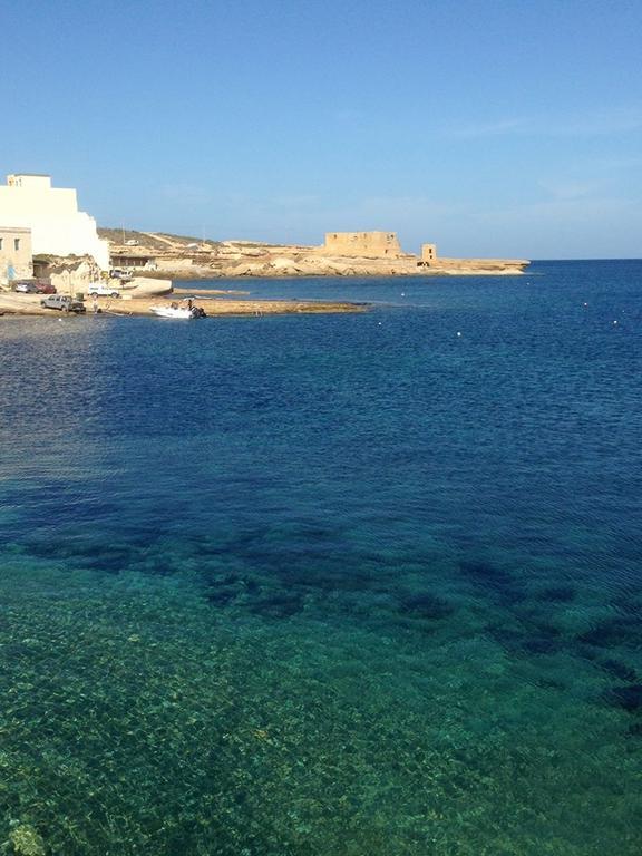 Merhba Apt 3 Marsalforn الغرفة الصورة
